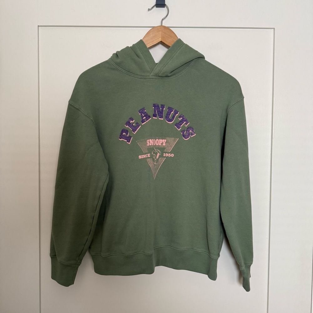 UT Uniqlo Sweatshirt Hoodie Youth Kids Unisex Sz 13 Green Peanuts Snoopy